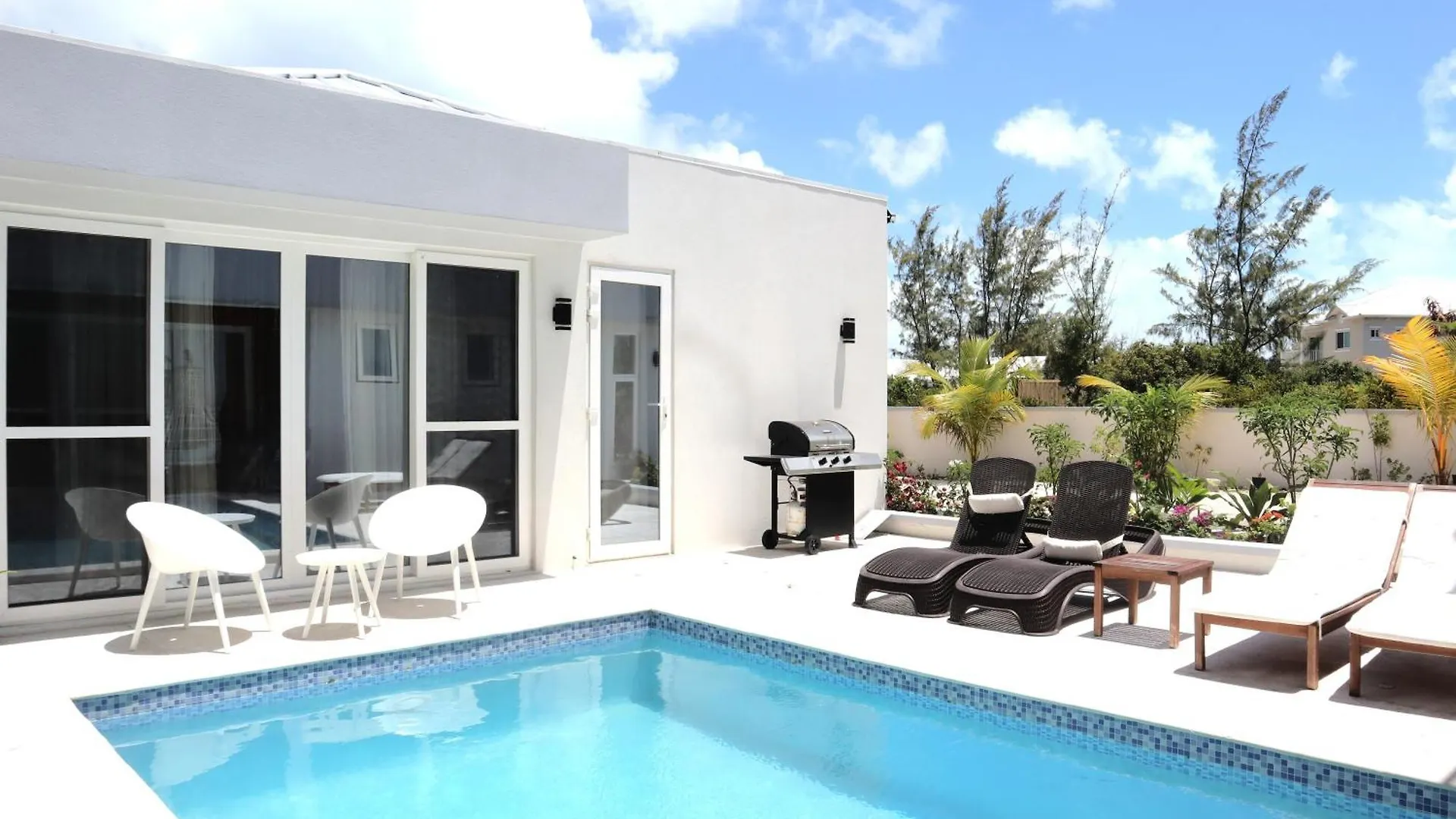 Ocean Pearl - Getaway Modern Villa W Pool Long Bay